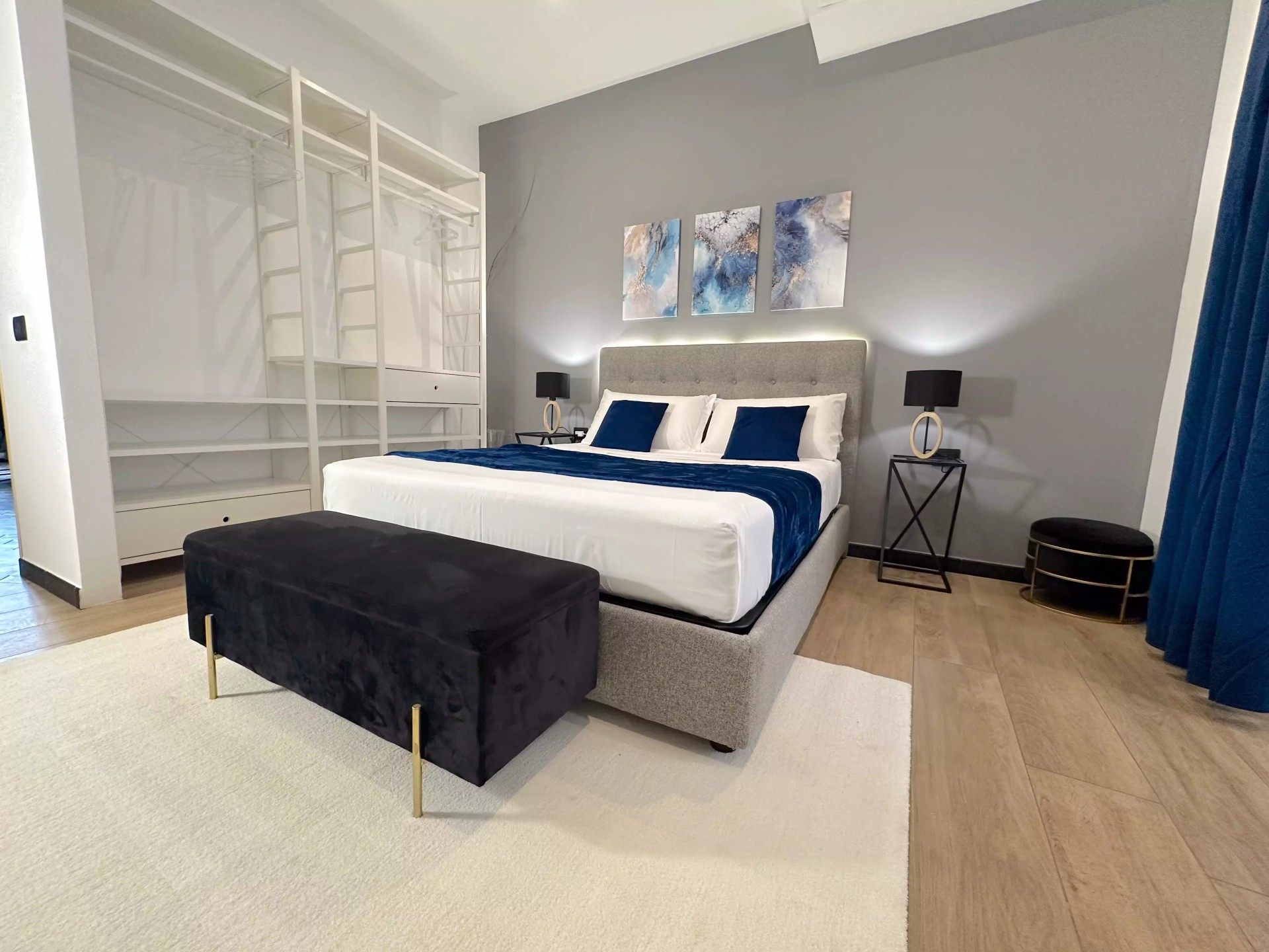 De’ Carracci Prestige Apartment